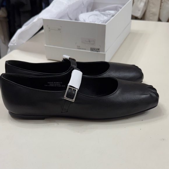 COS Black Leather Buckle Flats - Picture 4 of 14